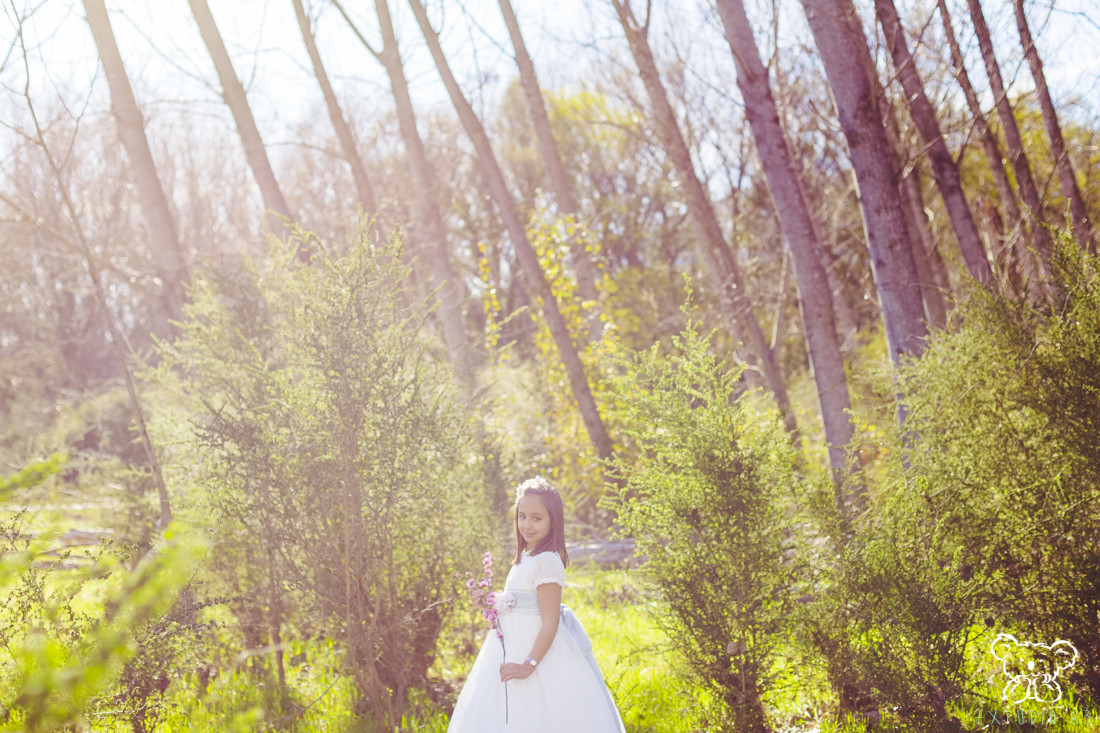 SESIONES DE FOTOS DE COMUNIÓN EN EL VALLE DEL JERTE - CÁCERES - EXTUDIO 83 007