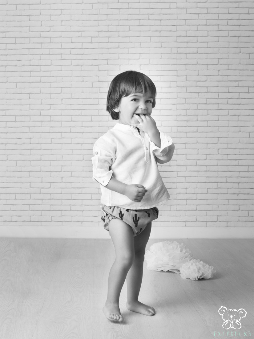 FOTOGRAF&Iacute;A DE BEBE DIVERTIDA EN PLASENCIA Y CACERES - EXTUDIO 83 006