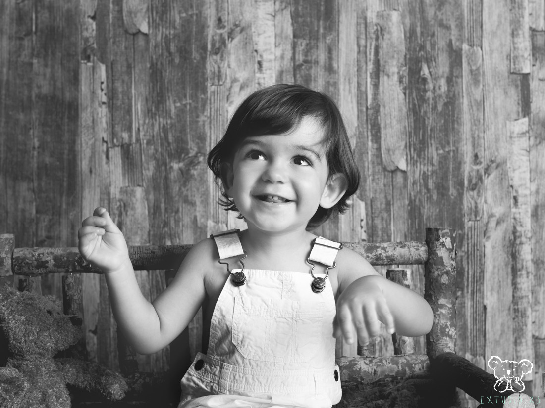 FOTOGRAF&Iacute;A DE BEBE DIVERTIDA EN PLASENCIA Y CACERES - EXTUDIO 83 011