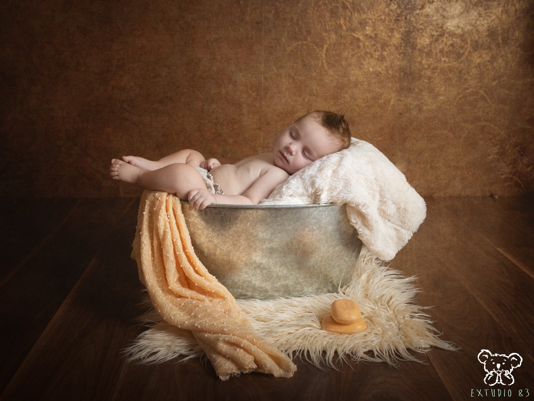 SESIÓN BEBÉ EN PLASENCIA - EXTUDIO 83 008